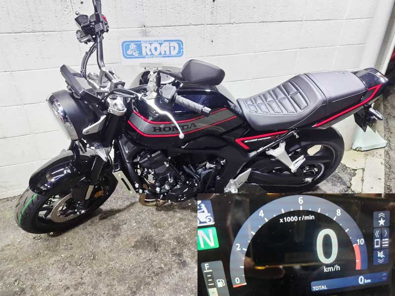 超々新古車？　新車？